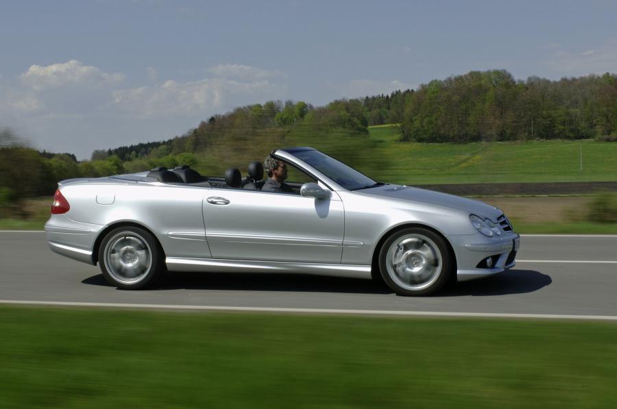  Mercedes-Benz CLK55 AMG Cabriolet 2004 года  (фото 11 из 35)